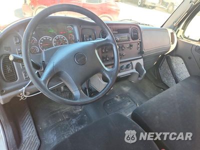 Zdjęcie 8 z 13 samochodu: 2017 FREIGHTLINER BUSINESS CLASS M2 BOX TRUCK VIN:3ALACWDT0HDJG7531 - miniatura