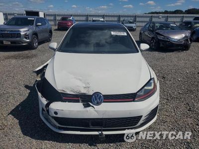 Piąte zdjęcie samochodu w środku: 2017 VOLKSWAGEN GTI S/SE VIN:3VW447AU3HM000256 - miniatura