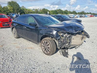 Czwarte zdjęcie samochodu z boku: 2017 NISSAN ALTIMA 2.5 SV VIN:1N4AL3AP3HC214361 - miniatura