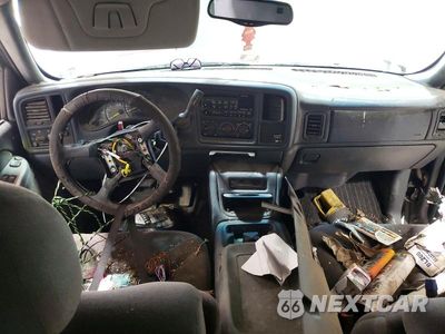Zdjęcie 8 z 13 samochodu: 2001 GMC NEW SIERRA C1500 VIN:2GTEC19T811144997 - miniatura