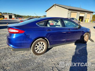 Trzecie zdjęcie samochodu z tyłu: 2016 FORD FUSION S VIN:3FA6P0G70GR275974 - miniatura
