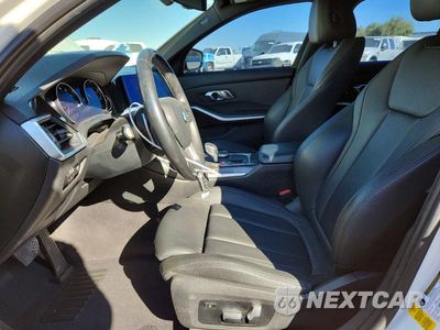 Zdjęcie 7 z 13 samochodu: 2019 BMW 330I VIN:WBA5R1C57KAK11991 - miniatura