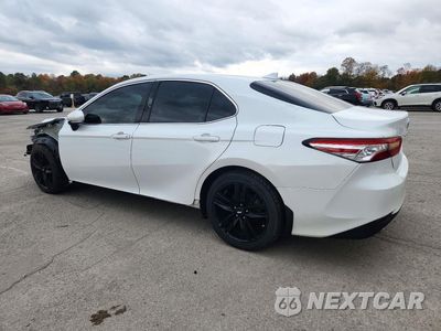 Drugie zdjęcie samochodu z przodu: 2019 TOYOTA CAMRY HYBRID SE VIN:4T1B21HK3KU518156 - miniatura