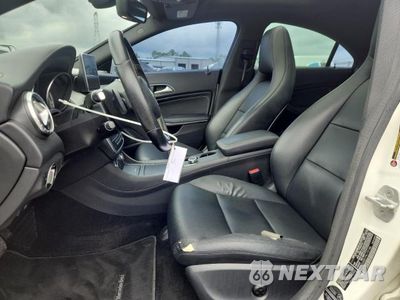 Zdjęcie 7 z 12 samochodu: 2015 MERCEDES-BENZ CLA 250 VIN:WDDSJ4EB1FN172188 - miniatura