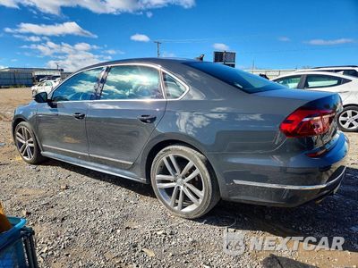 Drugie zdjęcie samochodu z przodu: 2017 VOLKSWAGEN PASSAT R-LINE VIN:1VWDT7A3XHC017082 - miniatura