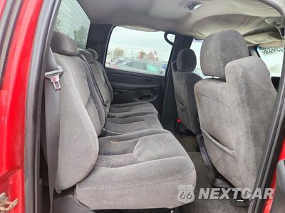 Zdjęcie 10 z 13 samochodu: 2004 CHEVROLET SILVERADO K2500 HEAVY DUTY VIN:1GCHK23U44F233387 - miniatura