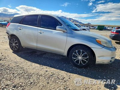Czwarte zdjęcie samochodu z boku: 2004 TOYOTA MATRIX XR VIN:2T1KR32E54C222652 - miniatura
