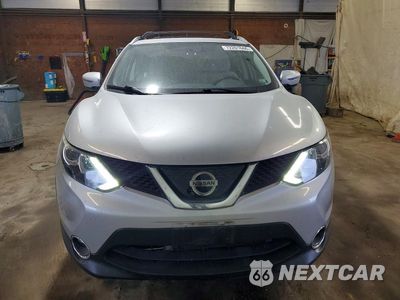 Piąte zdjęcie samochodu w środku: 2018 NISSAN ROGUE SPORT SV VIN:JN1BJ1CR4JW293599 - miniatura