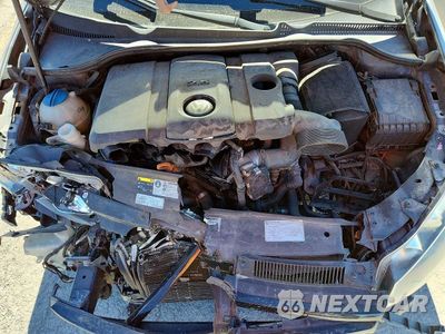 Zdjęcie 11 z 13 samochodu: 2013 VOLKSWAGEN GOLF VIN:WVWDB7AJ3DW136377 - miniatura