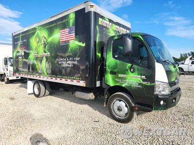 Czwarte zdjęcie samochodu z boku: 2017 HINO 195 - BOX TRUCK VIN:JHHSDM2H5HK004825 - miniatura