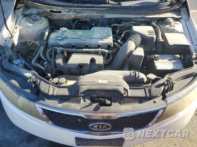 Zdjęcie 11 z 12 samochodu: 2012 KIA FORTE EX VIN:KNAFU4A20C5589092 - miniatura