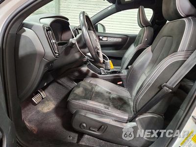 Zdjęcie 7 z 13 samochodu: 2021 VOLVO XC40 RECHARGE VIN:YV4ED3UR9M2548896 - miniatura