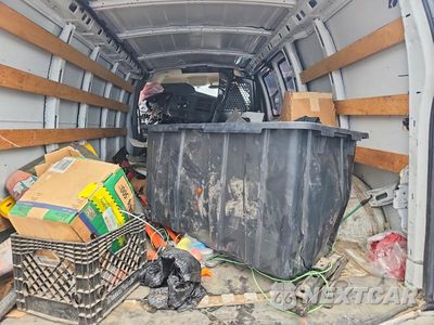 Zdjęcie 10 z 12 samochodu: 2020 GMC SAVANA 2500 CARGO DELIVERY VAN VIN:1GTW7AFG7L1256215 - miniatura