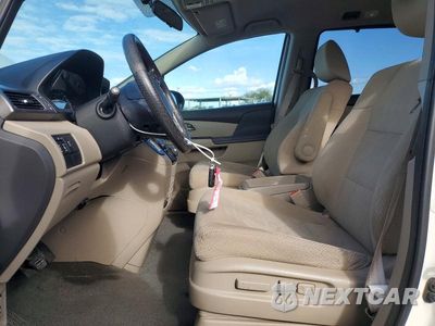 Zdjęcie 7 z 14 samochodu: 2016 HONDA ODYSSEY SE VIN:5FNRL5H38GB121669 - miniatura