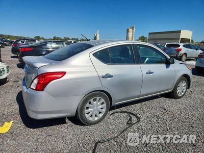 Trzecie zdjęcie samochodu z tyłu: 2017 NISSAN VERSA 1.6 SV VIN:3N1CN7AP6HL815629 - miniatura