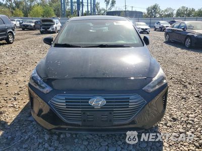 Piąte zdjęcie samochodu w środku: 2017 HYUNDAI IONIQ BLUE VIN:KMHC65LC9HU056968 - miniatura