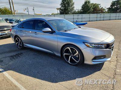 Czwarte zdjęcie samochodu z boku: 2018 HONDA ACCORD SPORT VIN:1HGCV2E39JA052513 - miniatura