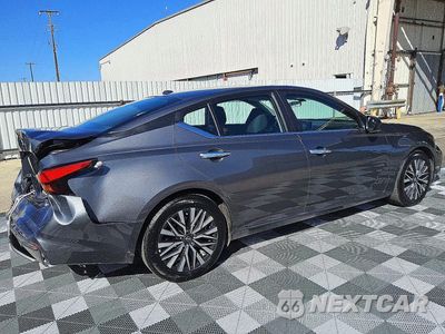 Trzecie zdjęcie samochodu z tyłu: 2025 NISSAN ALTIMA SV VIN:1N4BL4DV1SN381558 - miniatura