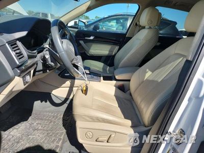 Zdjęcie 7 z 13 samochodu: 2019 AUDI Q5 PREMIUM PLUS VIN:WA1BNAFY3K2103654 - miniatura