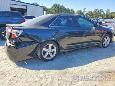 Trzecie zdjęcie samochodu z tyłu: 2014 TOYOTA CAMRY SE VIN:4T1BF1FK2EU345435 - miniatura