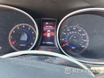 Zdjęcie 9 z 13 samochodu: 2013 HYUNDAI SANTA FE SPORT 2.0T VIN:5XYZUDLA7DG092506 - miniatura
