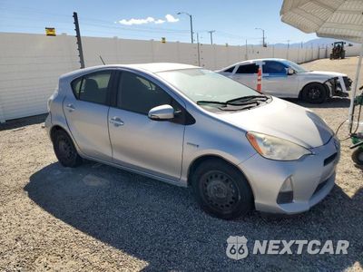Czwarte zdjęcie samochodu z boku: 2013 TOYOTA PRIUS C TWO VIN:JTDKDTB30D1038530 - miniatura