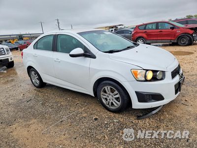 Czwarte zdjęcie samochodu z boku: 2015 CHEVROLET SONIC LT VIN:1G1JC5SH6F4146540 - miniatura