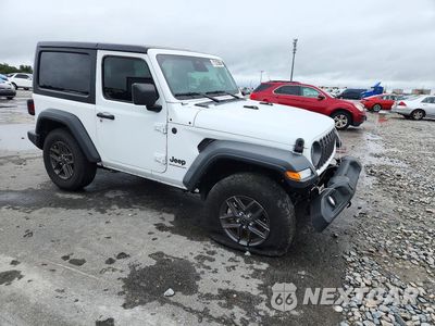 Czwarte zdjęcie samochodu z boku: 2025 JEEP WRANGLER SPORT VIN:1C4PJXAN7SW603249 - miniatura