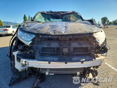 Piąte zdjęcie samochodu w środku: 2018 HONDA CR-V EX VIN:5J6RW1H55JA003154 - miniatura