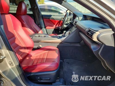 Zdjęcie 7 z 12 samochodu: 2019 LEXUS IS 300 VIN:JTHBA1D29K5090874 - miniatura