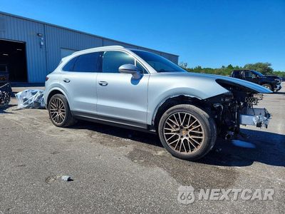 Czwarte zdjęcie samochodu z boku: 2023 PORSCHE CAYENNE BASE VIN:WP1AA2AY9PDA10951 - miniatura