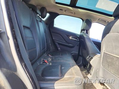 Zdjęcie 11 z 13 samochodu: 2019 JAGUAR F-PACE PRESTIGE VIN:SADCK2FN6KA607575 - miniatura