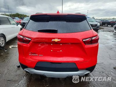 Zdjęcie 6 z 13 samochodu: 2019 CHEVROLET BLAZER 3LT VIN:3GNKBHRS6KS689289 - miniatura