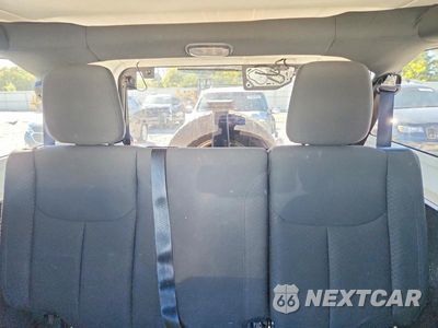 Zdjęcie 10 z 13 samochodu: 2016 JEEP WRANGLER UNLIMITED SPORT VIN:1C4BJWDGXGL333198 - miniatura