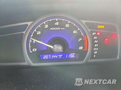 Zdjęcie 9 z 12 samochodu: 2010 HONDA CIVIC LX VIN:2HGFA1F50AH581966 - miniatura