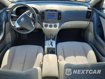 Zdjęcie 8 z 12 samochodu: 2009 HYUNDAI ELANTRA GLS VIN:KMHDU46D69U697389 - miniatura