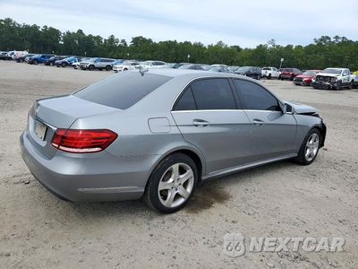 Trzecie zdjęcie samochodu z tyłu: 2014 MERCEDES-BENZ E 350 VIN:WDDHF5KB6EA836917 - miniatura
