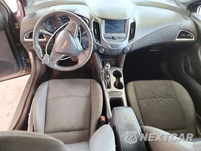 Zdjęcie 8 z 12 samochodu: 2017 CHEVROLET CRUZE LT VIN:1G1BE5SM6H7130691 - miniatura