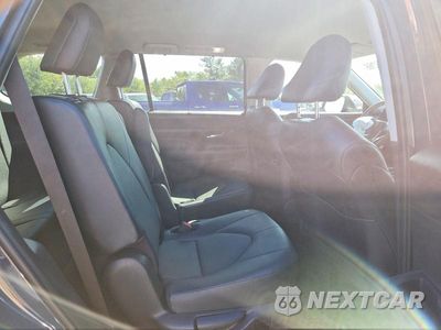 Zdjęcie 11 z 13 samochodu: 2024 TOYOTA GRAND HIGHLANDER XLE VIN:5TDAAAB58RS051708 - miniatura