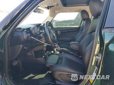Zdjęcie 7 z 12 samochodu: 2017 MINI COOPER S VIN:WMWXU3C39H2F48802 - miniatura