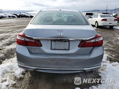 Zdjęcie 6 z 12 samochodu: 2017 HONDA ACCORD EX VIN:1HGCR2F74HA011769 - miniatura