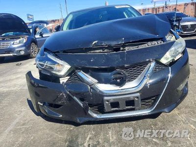 Piąte zdjęcie samochodu w środku: 2016 NISSAN MAXIMA PLATINUM VIN:1N4AA6AP9GC399523 - miniatura