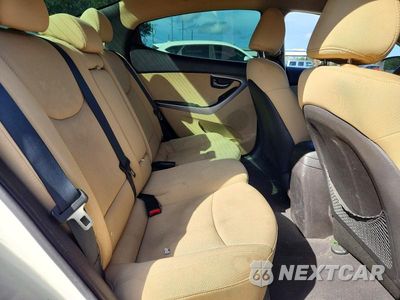 Zdjęcie 10 z 12 samochodu: 2011 HYUNDAI ELANTRA GLS VIN:5NPDH4AE3BH027856 - miniatura