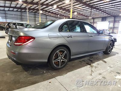 Trzecie zdjęcie samochodu z tyłu: 2018 MERCEDES-BENZ E 400 4MATIC VIN:WDDZF6GB3JA468564 - miniatura