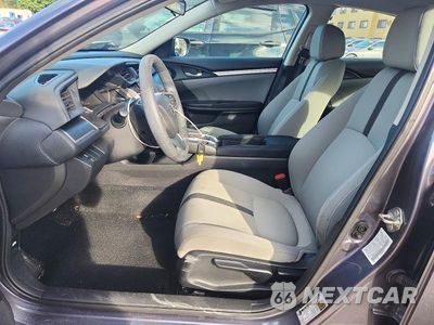 Zdjęcie 7 z 12 samochodu: 2018 HONDA CIVIC LX VIN:19XFC2F53JE044096 - miniatura