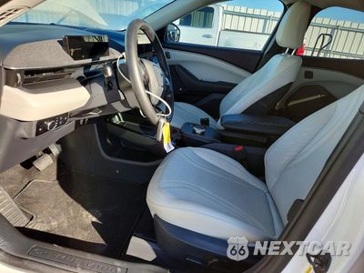Zdjęcie 7 z 14 samochodu: 2024 FORD MUSTANG MACH-E PREMIUM VIN:3FMTK3S58RMA14414 - miniatura