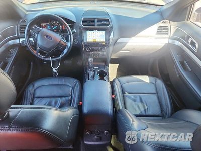 Zdjęcie 8 z 13 samochodu: 2017 FORD EXPLORER XLT VIN:1FM5K8D8XHGD09553 - miniatura
