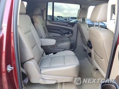 Zdjęcie 11 z 13 samochodu: 2018 CHEVROLET SUBURBAN K1500 LT VIN:1GNSKHKC0JR353545 - miniatura