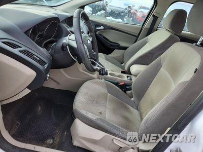 Zdjęcie 7 z 12 samochodu: 2013 FORD FOCUS SE VIN:1FADP3F22DL341241 - miniatura