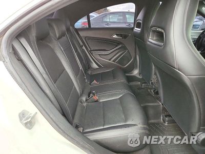 Zdjęcie 10 z 12 samochodu: 2018 MERCEDES-BENZ CLA 250 4MATIC VIN:WDDSJ4GBXJN557299 - miniatura